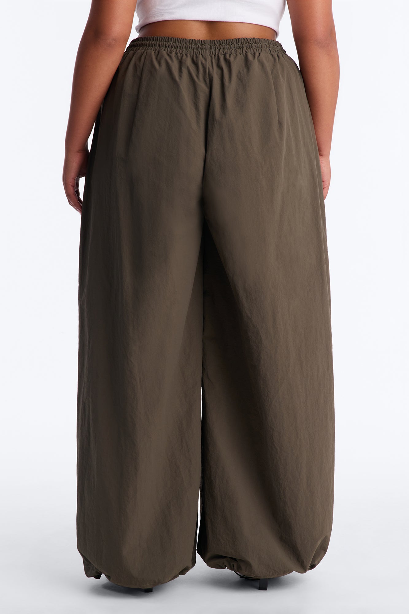 Static Energy Super Wide Leg Windbreaker Pant 33″ - Military Green - Image 7