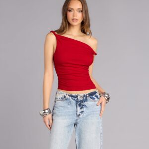 Instantly Styled Twisted One-Shoulder Top